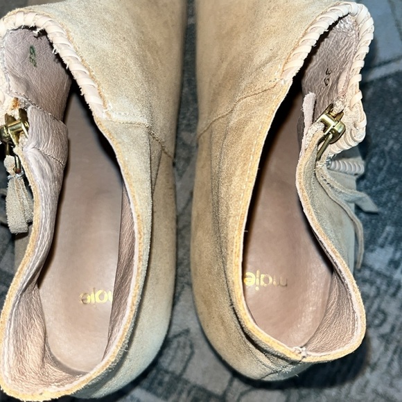 Maje women’s Beige Suede Ankle Booties size 39 US 8.5 - Picture 5 of 9